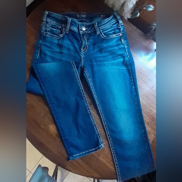 Silver Jeans Suki Mid Straight Fluid - Picture 6 of 16